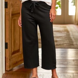 Frank & Eileen Catherine Black Cropped Sweatpants Size M Cozy ~ Comfy!
